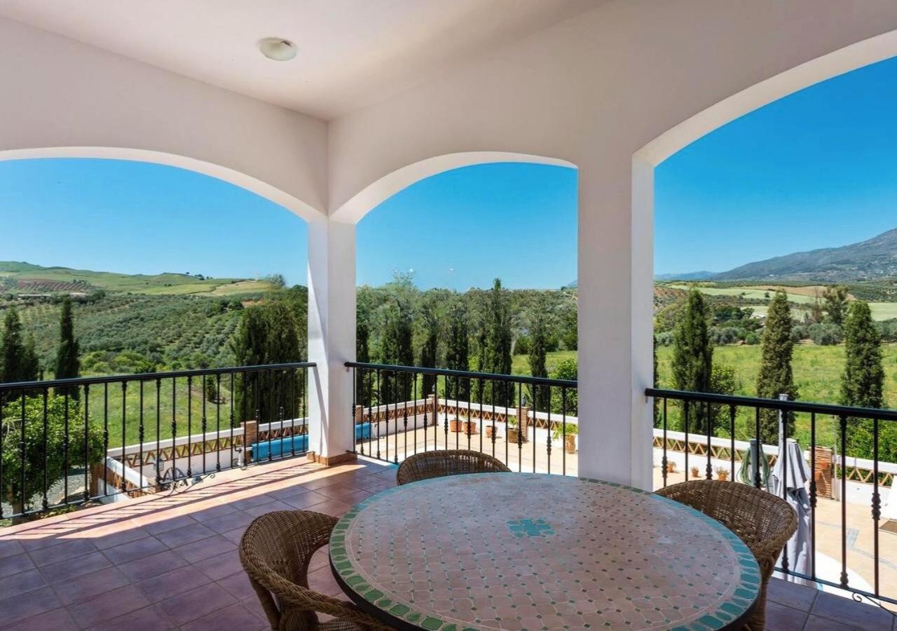 Spacious Villa With Exceptional Views In Malaga Casarabonela Екстер'єр фото
